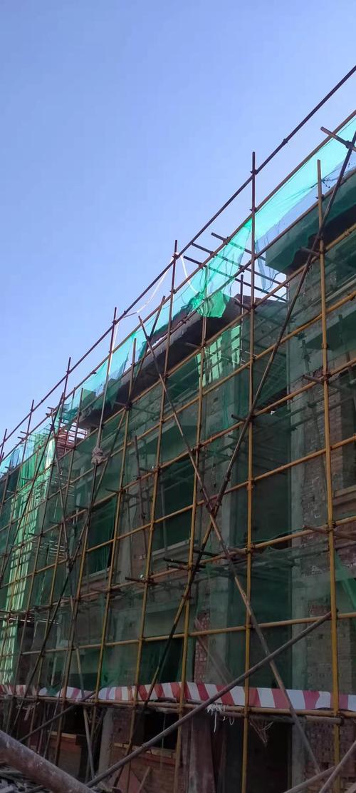 鹰潭建筑舞台大幕开启 内外墙粉刷工需求量剧增，技艺工匠迎来黄金机遇