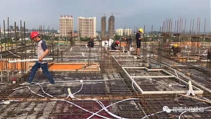 焕新城市容颜，常德重点项目内外墙粉刷工程进展喜人